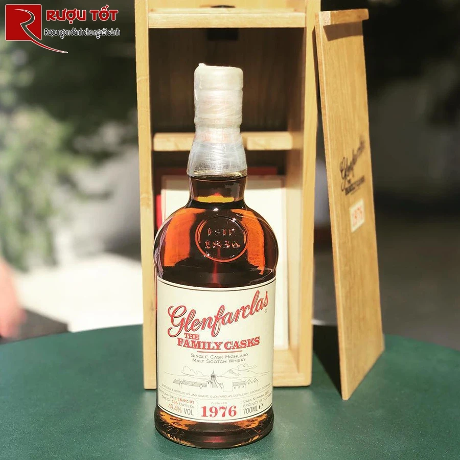ruou glenfarclas 1976 family casks