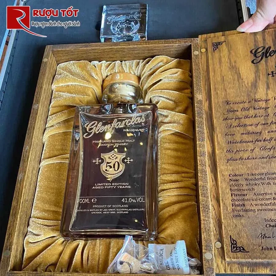 ruou glenfarclas 50 nam tuoi