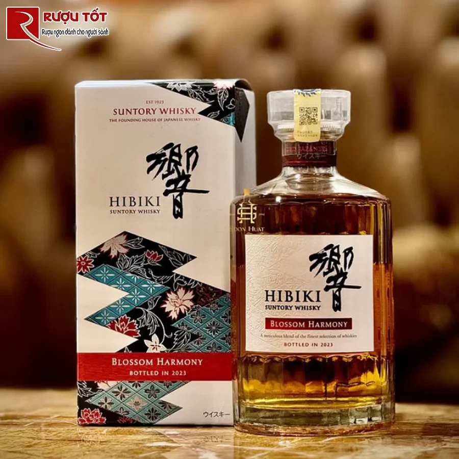 ruou hibiki blossom harmony 2023 700ml 43% nhat ban dang cap