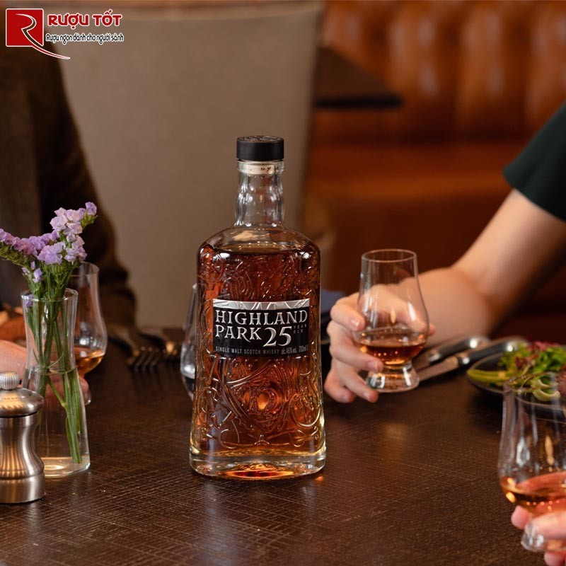 Rượu Highland Park 25