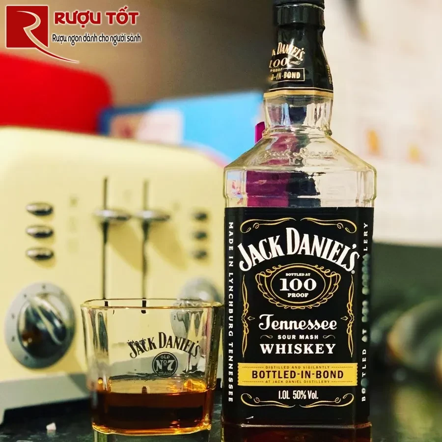 Rượu Jack Daniels 100