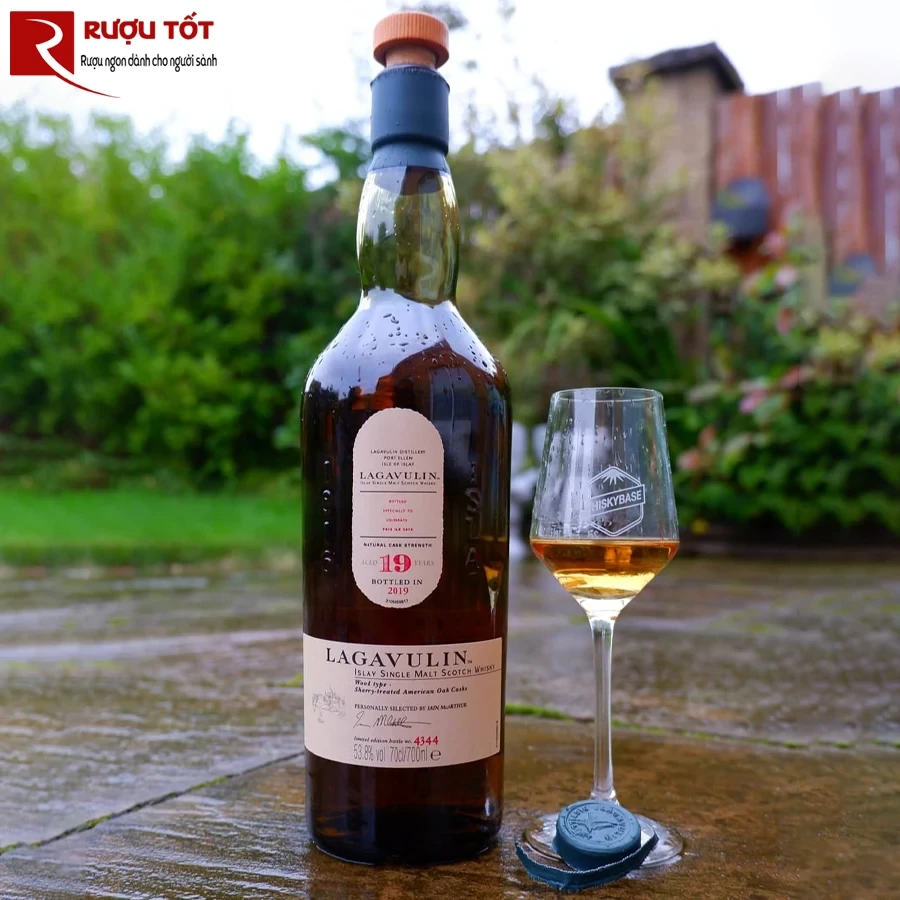 Ruou Lagavulin 19