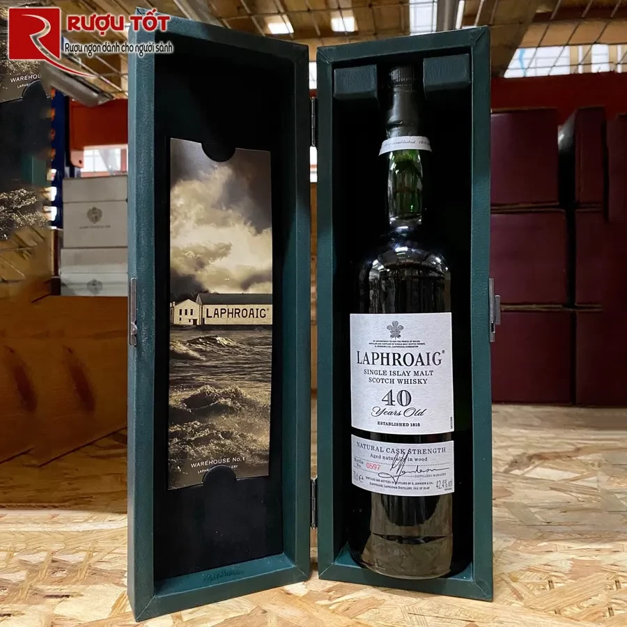 ruou laphroaig 40 years