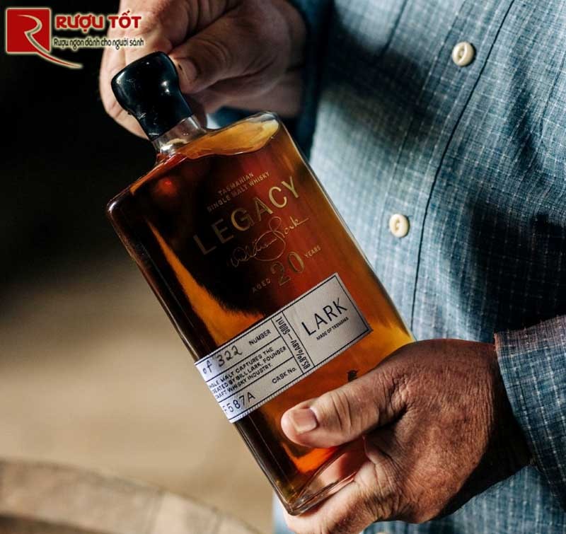 Rượu Lark  Legacy 20 Year