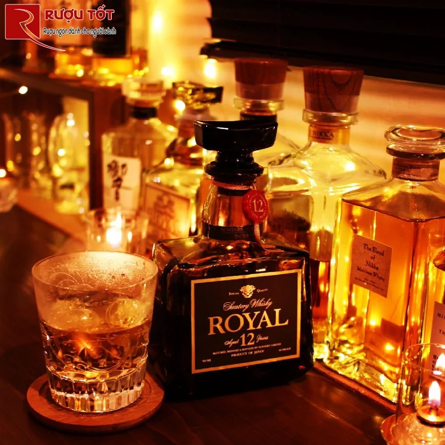 ruou suntory whisky royal aged 12 years
