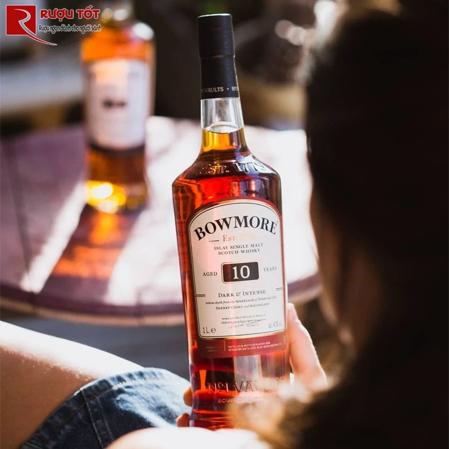 Ruou whisky Bowmore 10