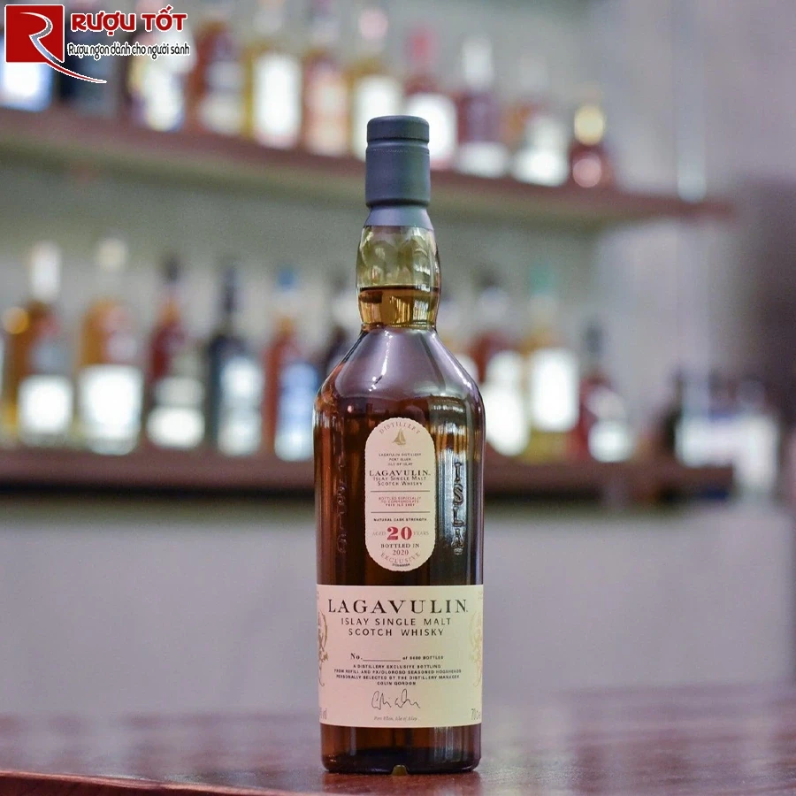 Ruou Whisky Lagavulin 20