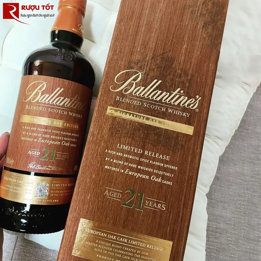 Ballantine's Signature European Oak 21年 Nude Brand Creation Designs Packaging for Ballantine's 21