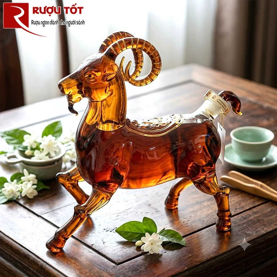 Rượu linh vật Dê Thủy Tinh