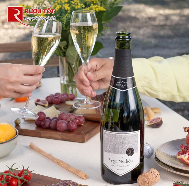 Rượu vang Cava Brut Nature