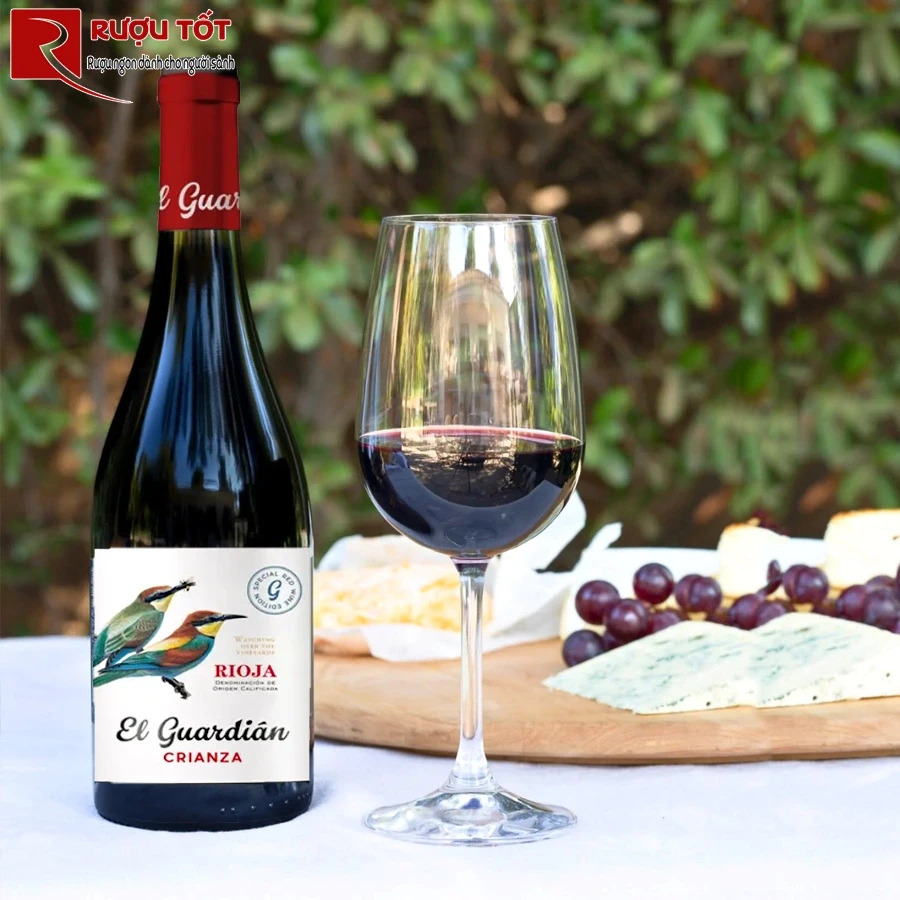 Rượu vang El Guardian Crianza
