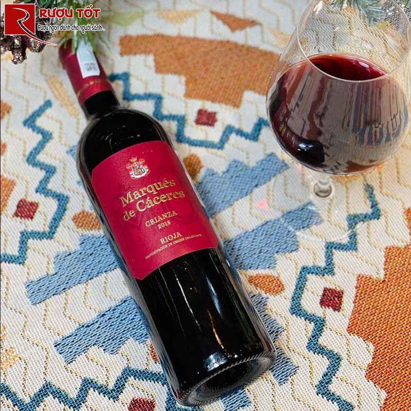 Premium signature Rioja wine GAUDIUM Marqués de Cáceres