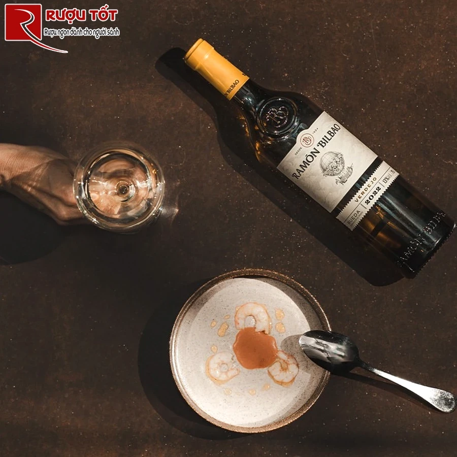 Rượu vang Ramon Bilbao Verdejo Rueda