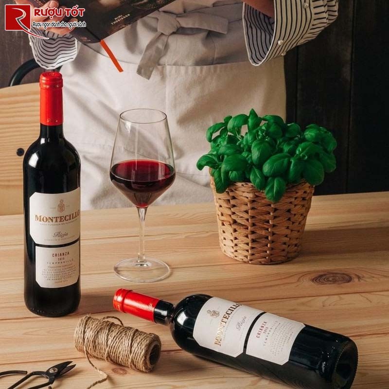 Vang Đỏ Montecillo Crianza