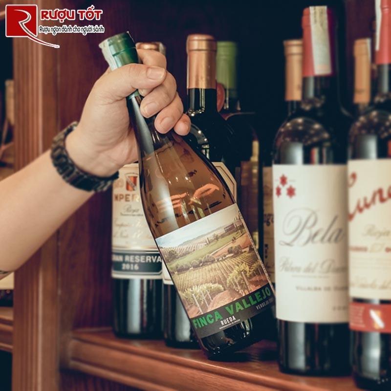 Vang trắng Finca Vallejo Rueda