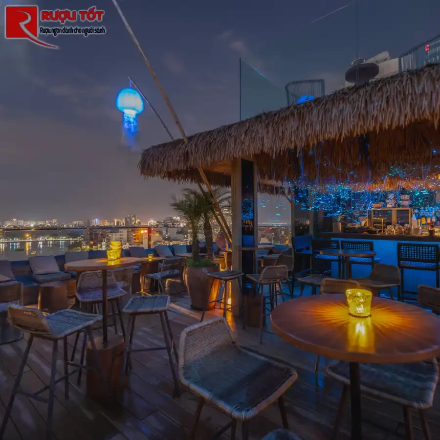 Bar Dinh Rooftop Lounge bar in Hanoi
