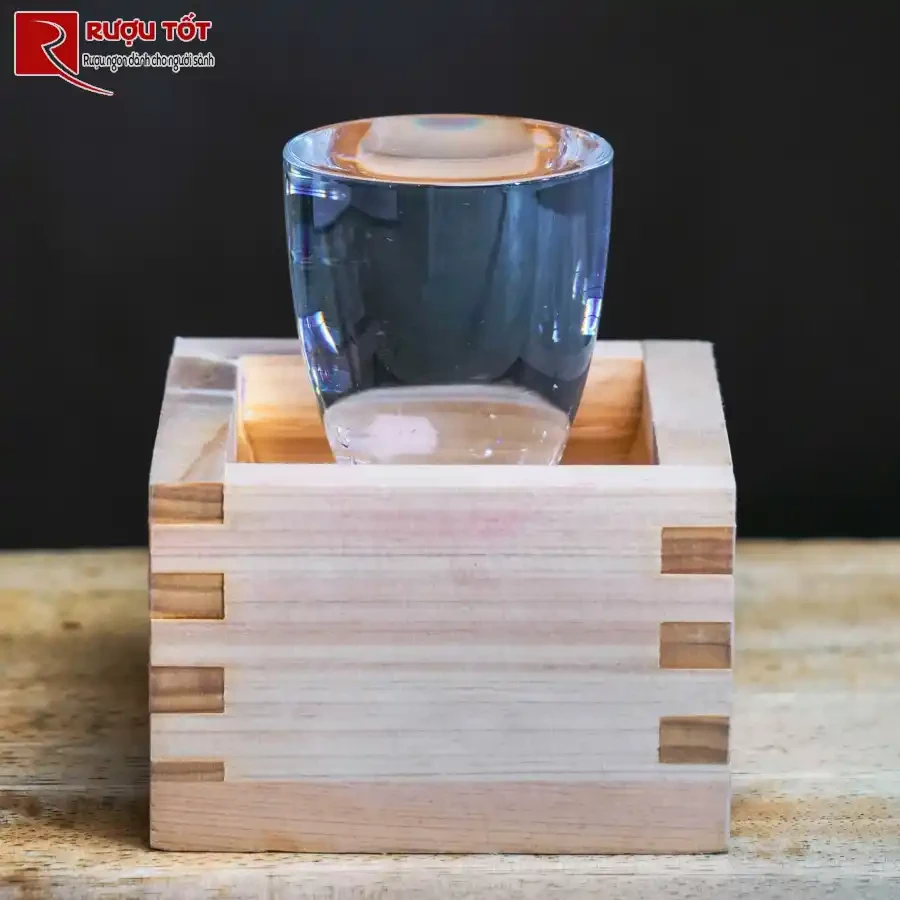 cách uống rượu sake với masu