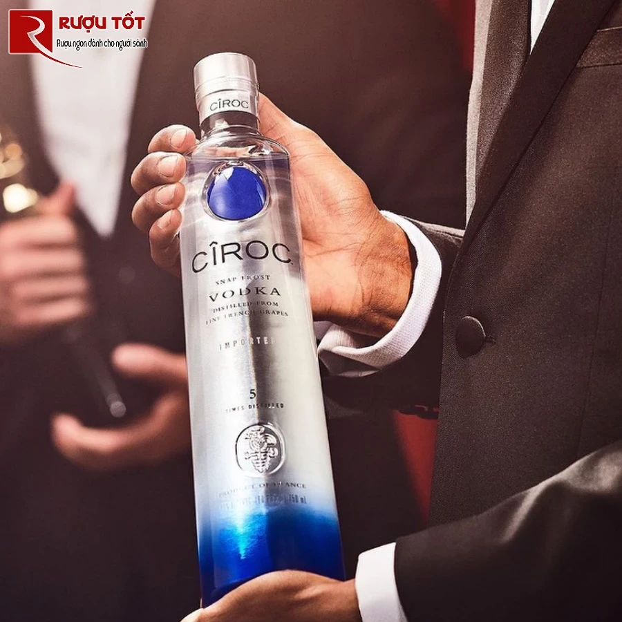 ciroc chai lon