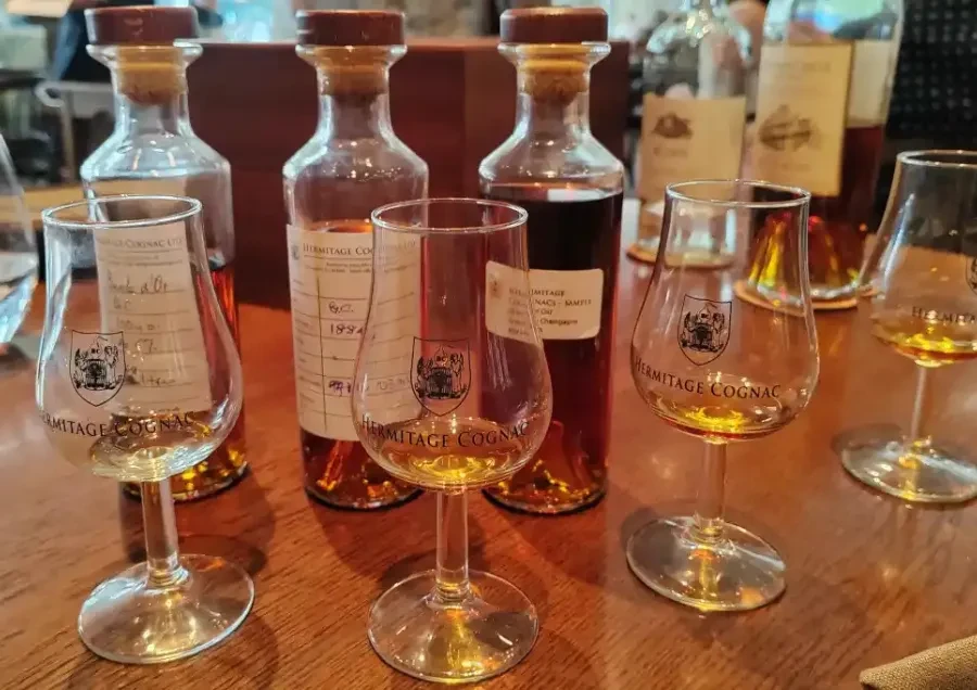 Cognac Có Hạn Sử Dụng Không? Hướng Dẫn Bảo Quản Cognac