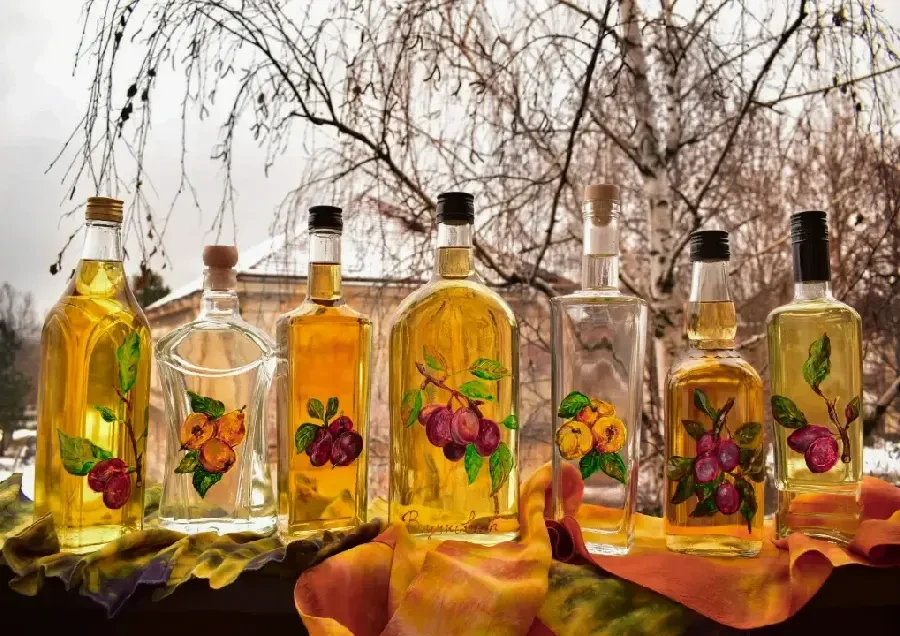Fruit Brandy Có Gì Ngoài Cherry Và Táo? Du Hành Thế Giới Hương Vị