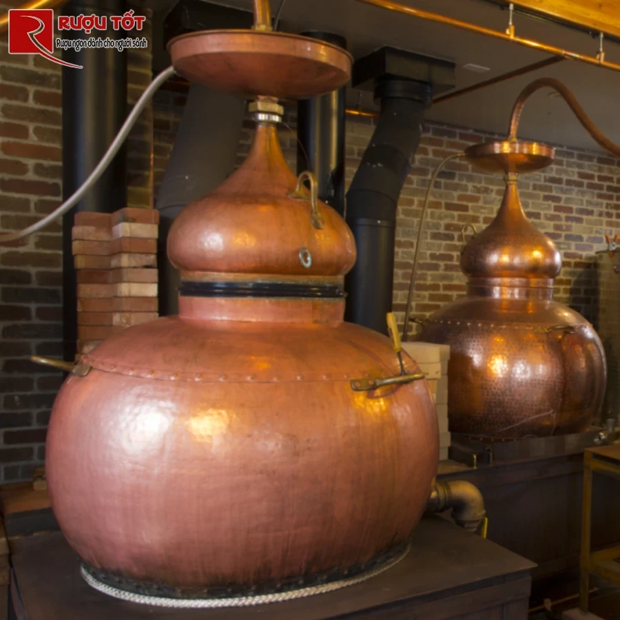 eau-de-vie armagnac