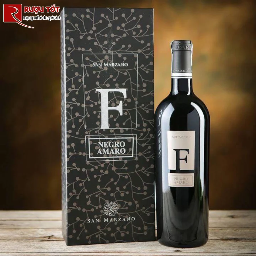 lich su xuat hien chai ruou vang F tren thi truong viet nam