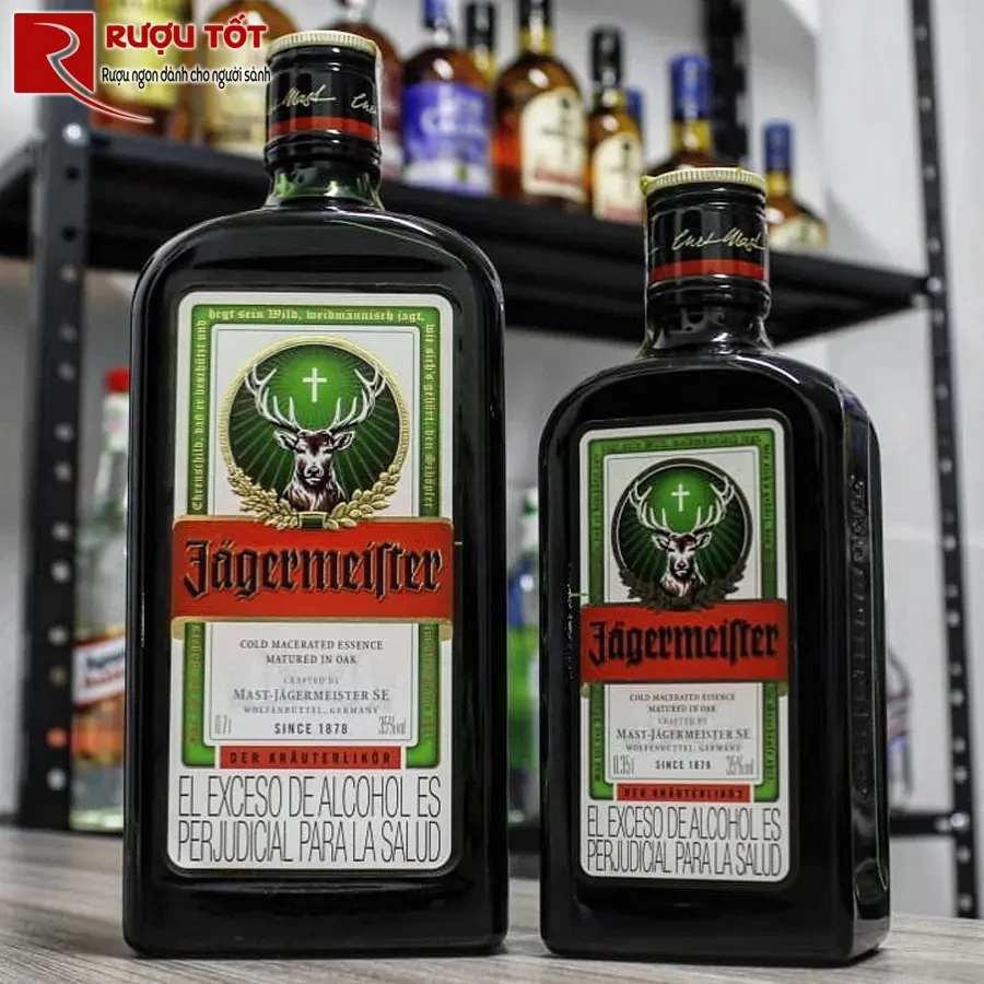 ruou mau xanh la cay Jagermeister