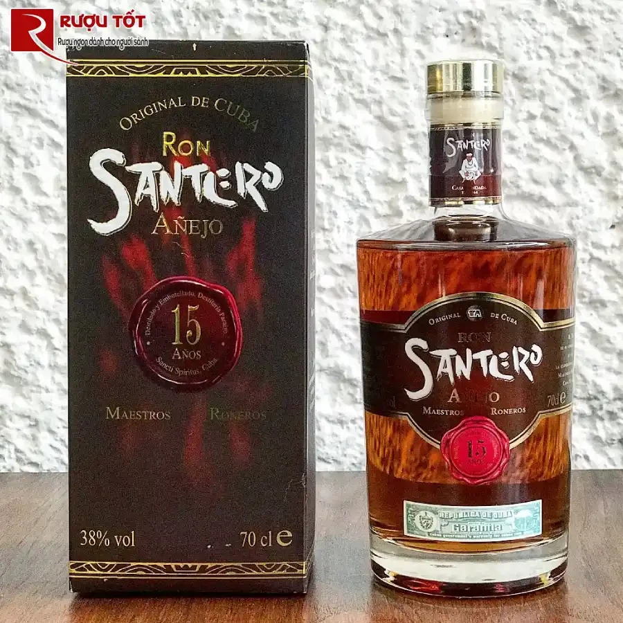 rượu rum cuba santero