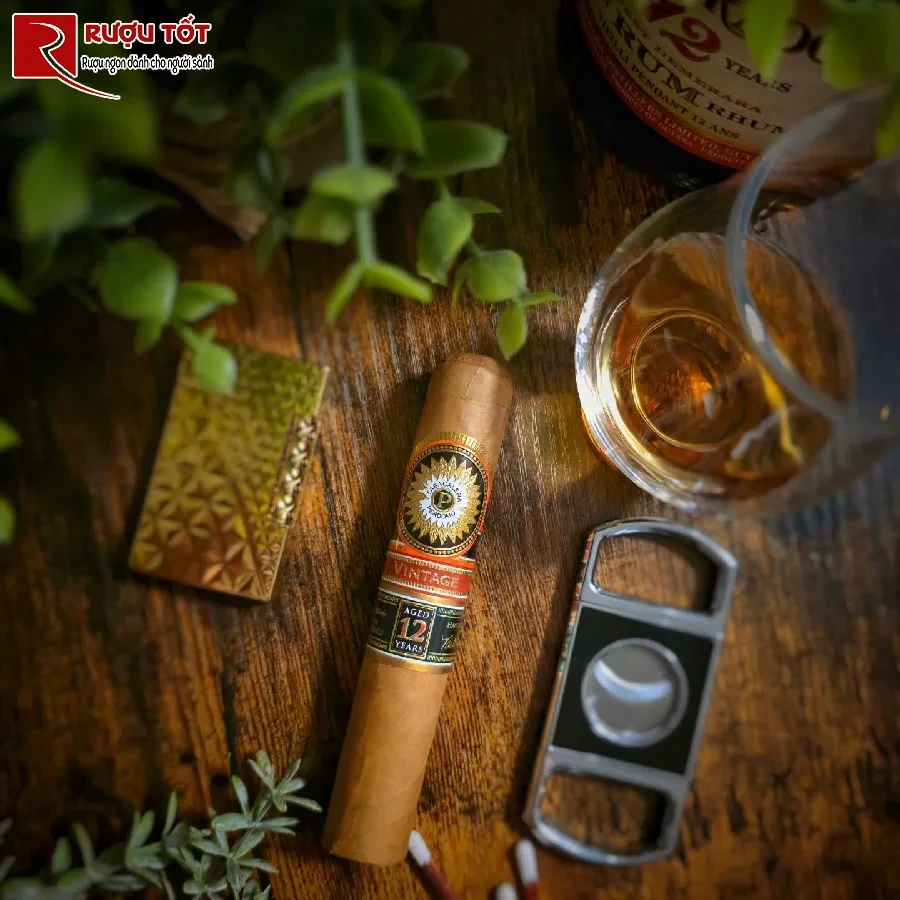 ruou rum va cigar