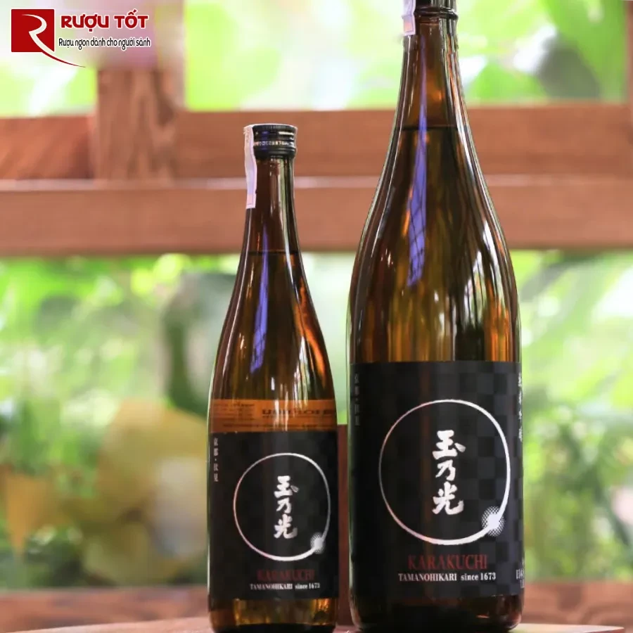 Rượu sake 1.8 lít Junmai Ginjo Karakuchi