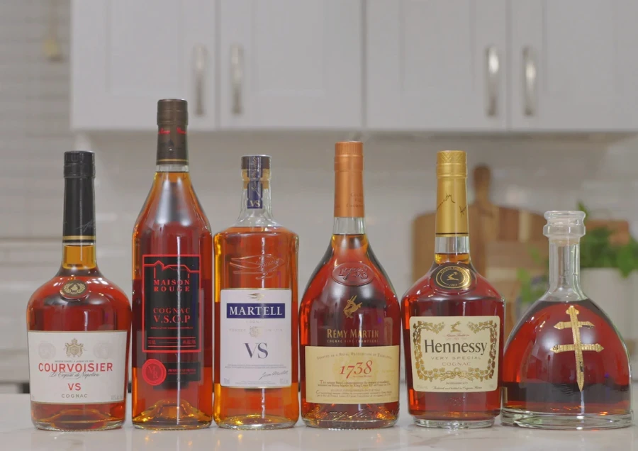 Top 10 Hiểu Lầm Phổ Biến Về Cognac Và Sự Thật Phía Sau