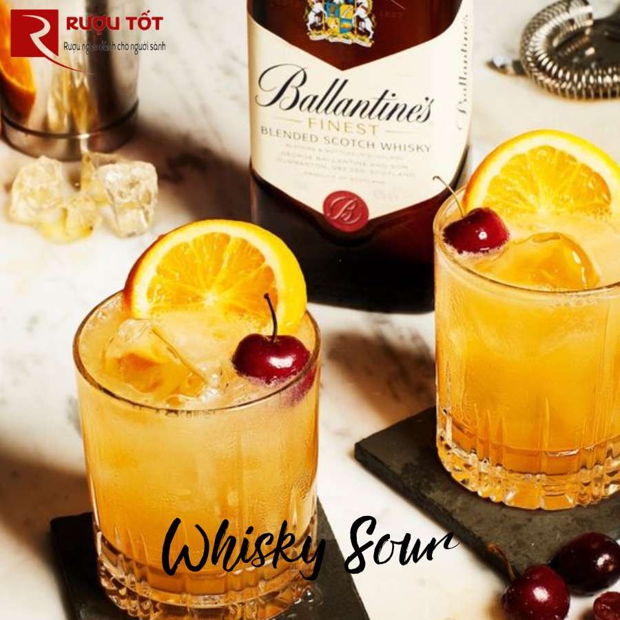 Whisky Sour cocktail ballantines