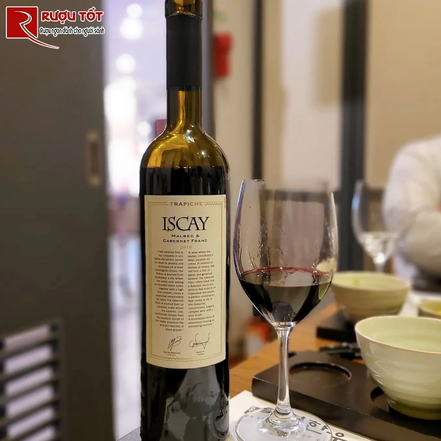 ruou vang trapiche iscay