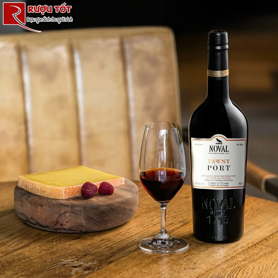 Rượu Quinta do Noval Tawny Port