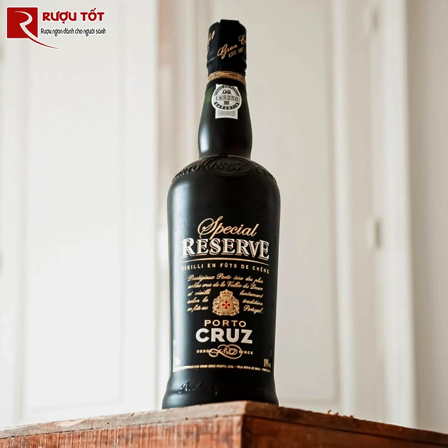 ruou vang porto special reserve porto cruz 14,5% 750ml nhap khau