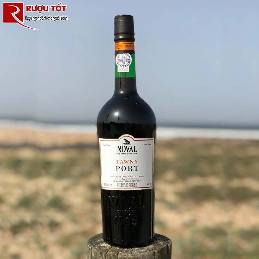 Rượu vang Quinta do Noval Tawny Port