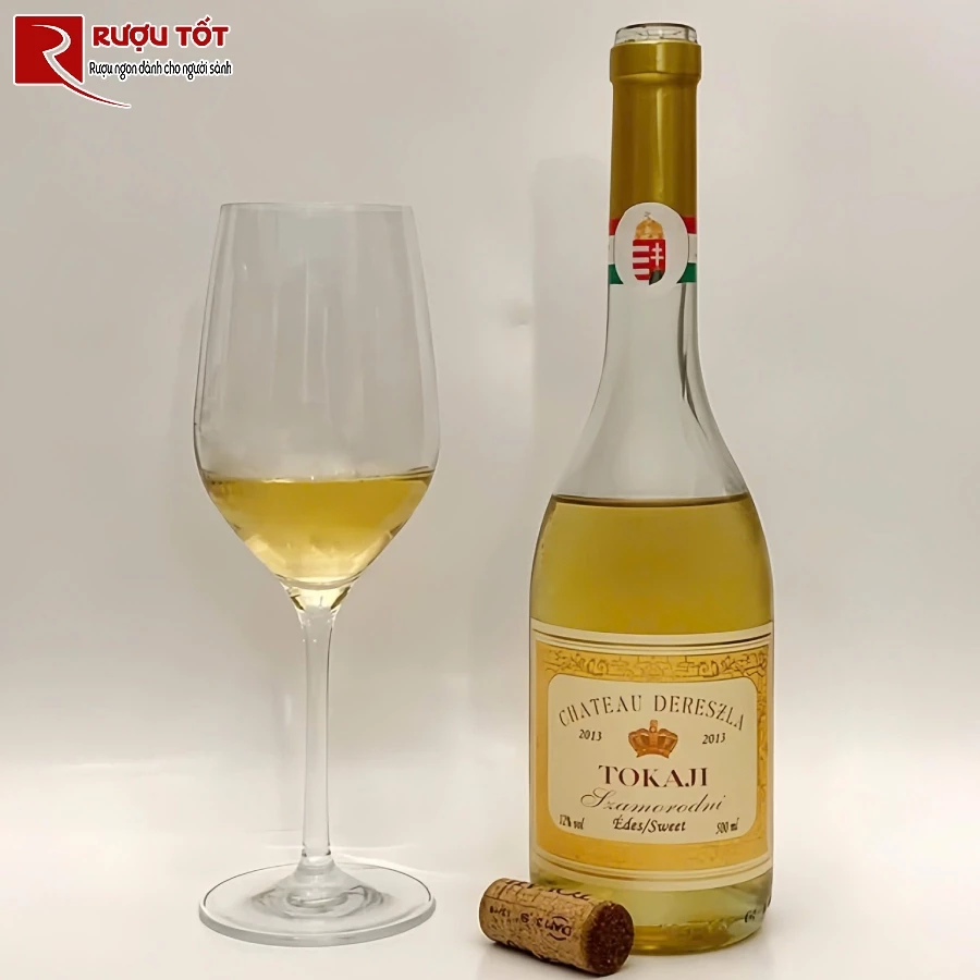 ruou vang tokaji szamorodni szaraz dry