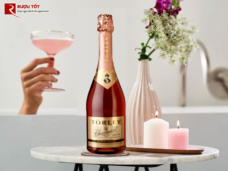 Rượu vang Torley Charmant Rose