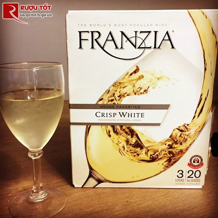 franzia crisp white