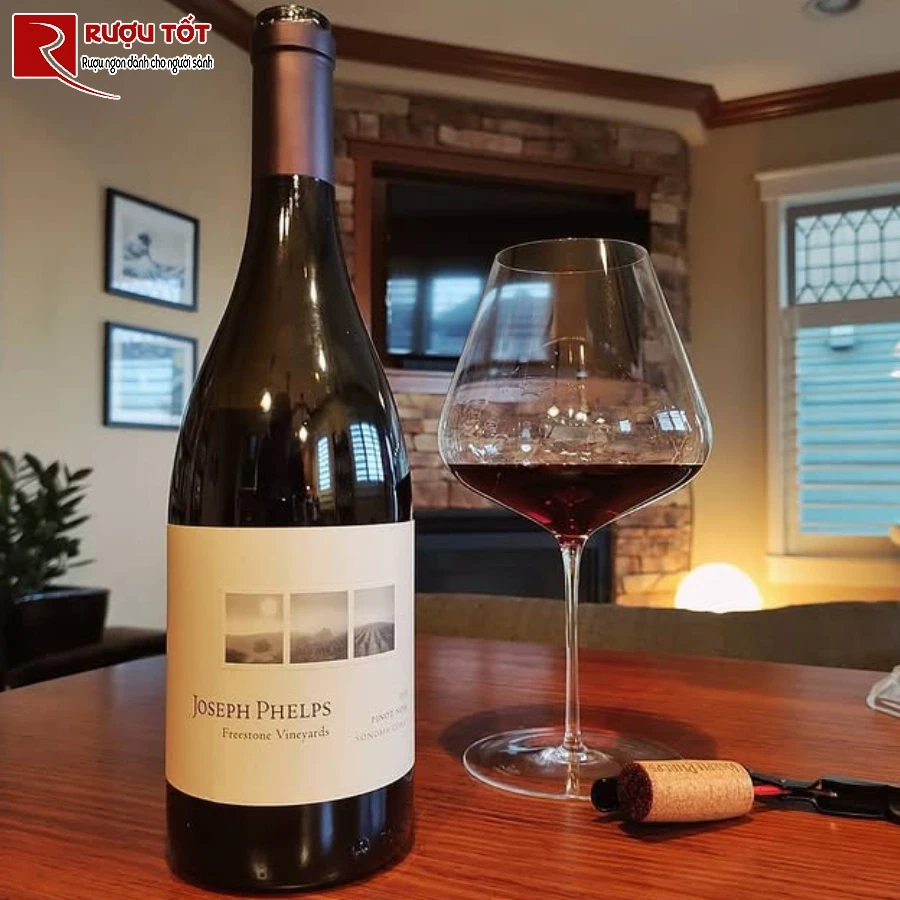 ruou vang joseph phelps freestone pinot noir chinh hang