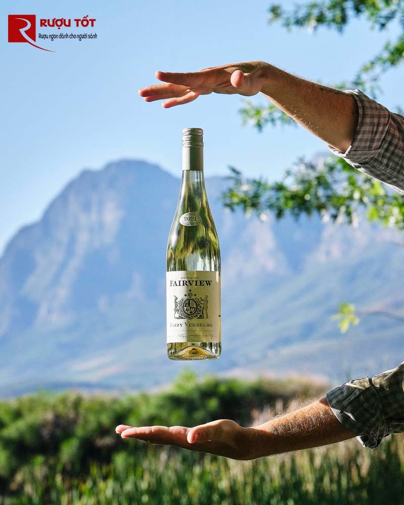 rượu vang Fairview Fizzy Verdelho