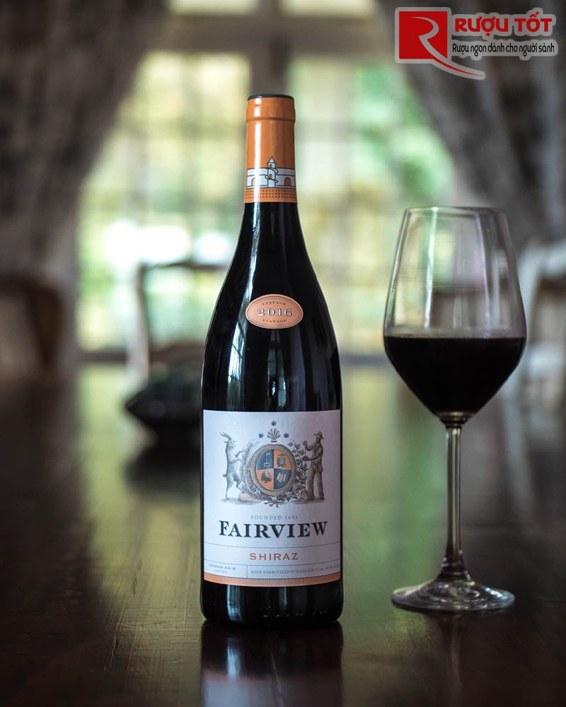 rượu vang Fairview Shiraz