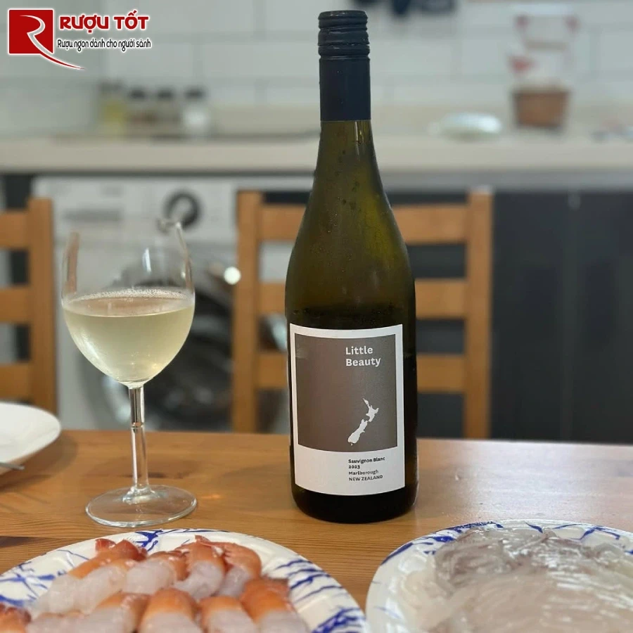 ruou vang little beauty sauvignon blanc gia tot