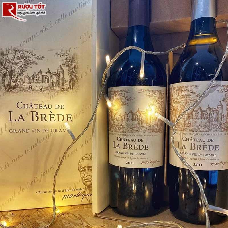 Chateau De La Brede Red White