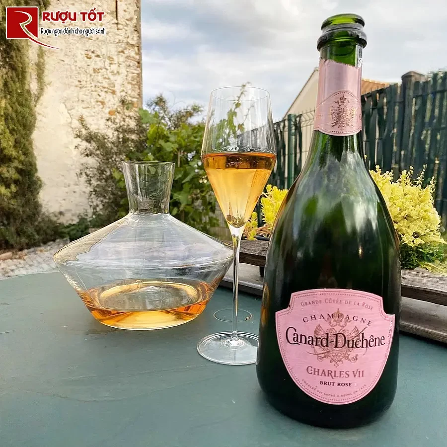 ruou champagne canard duchene charles vii rose