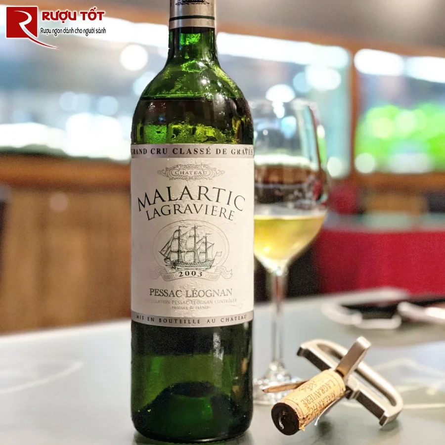 ruou chateau malartic lagraviere grand cru classe