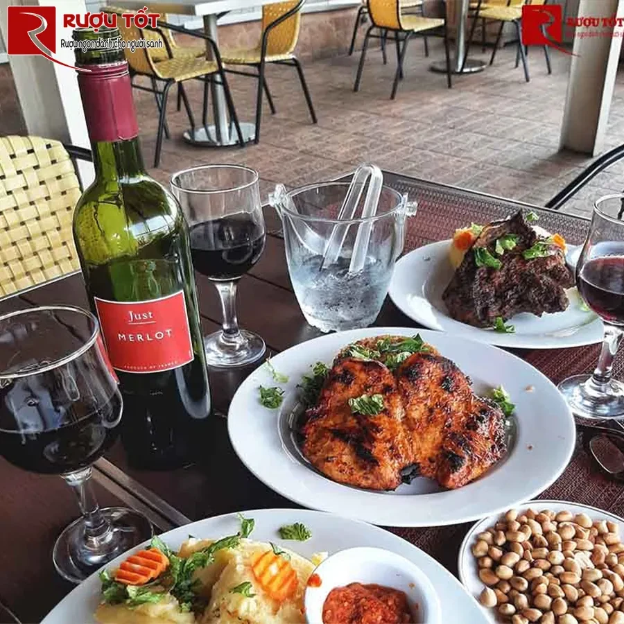 Rượu đỏ Just Merlot Languedoc Roussillon