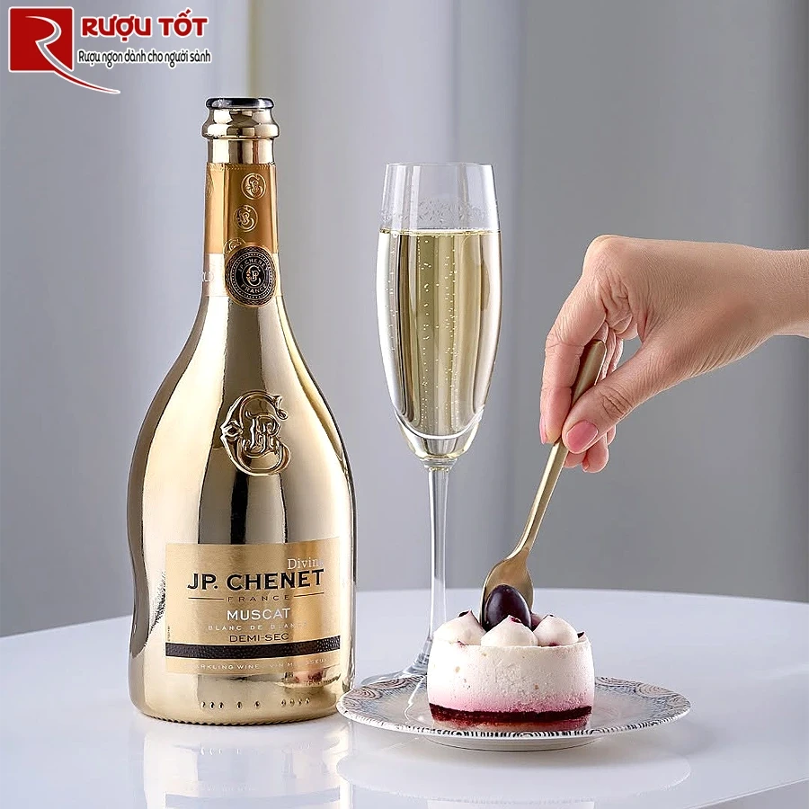 Rượu JP Chenet Devine Muscat Sparkling