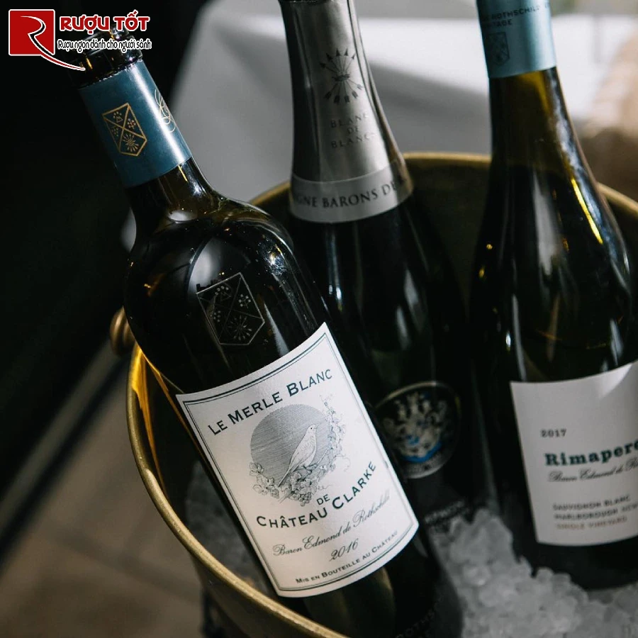 ruou le merle blanc de chateau clarke