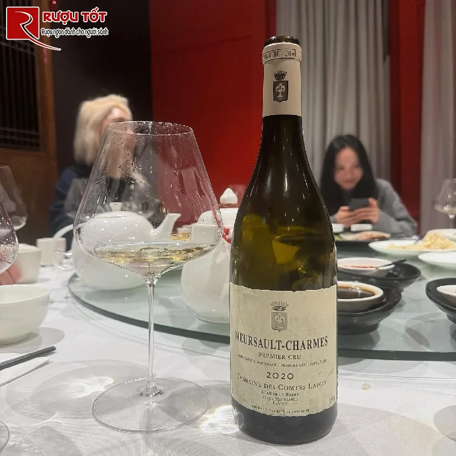 ruou meursault charmes premier cru domaine des comtes lafon